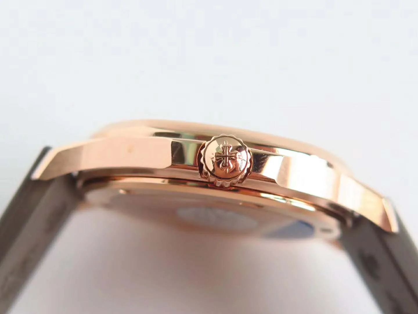 Aquanaut Luce 5068R-001 esfera marrón en oro rosa - Imagen 8