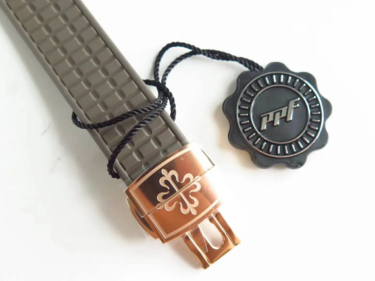 Aquanaut Luce 5068R-001 esfera marrón en oro rosa - Imagen 5
