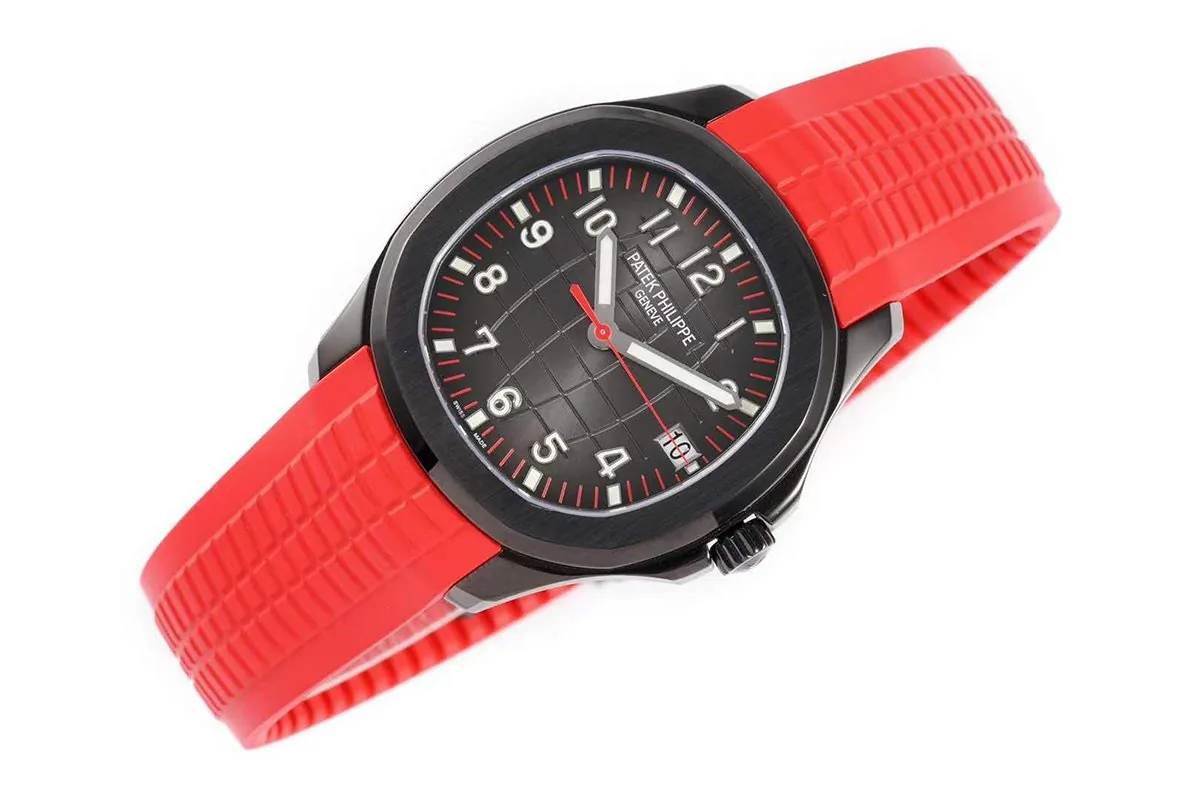 Aquanaut 5167A ‘Black Venom Limited Edition’ cadran noir sur bracelet en caoutchouc rouge – Image 2