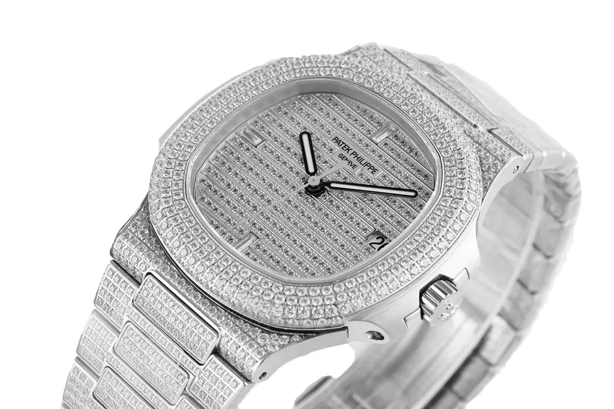 Nautilus Jumbo 5711 cadran diamants en or blanc pavé de diamants – Image 2