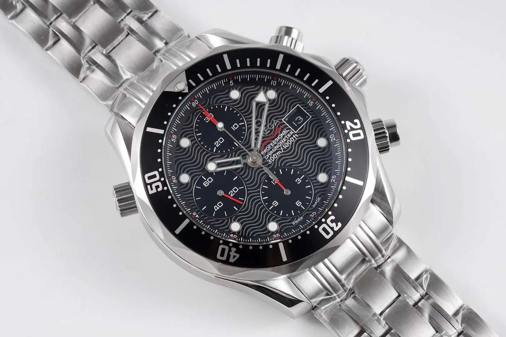 Seamaster Diver 300m Chronograph esfera negra con brazalete - Imagen 2