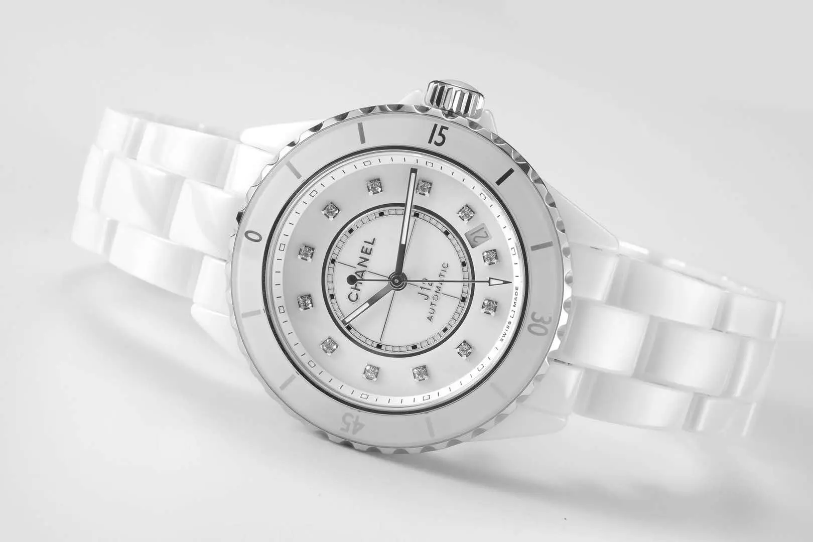 J12 céramique blanche et acier index diamants Réf: H5705 – Image 5