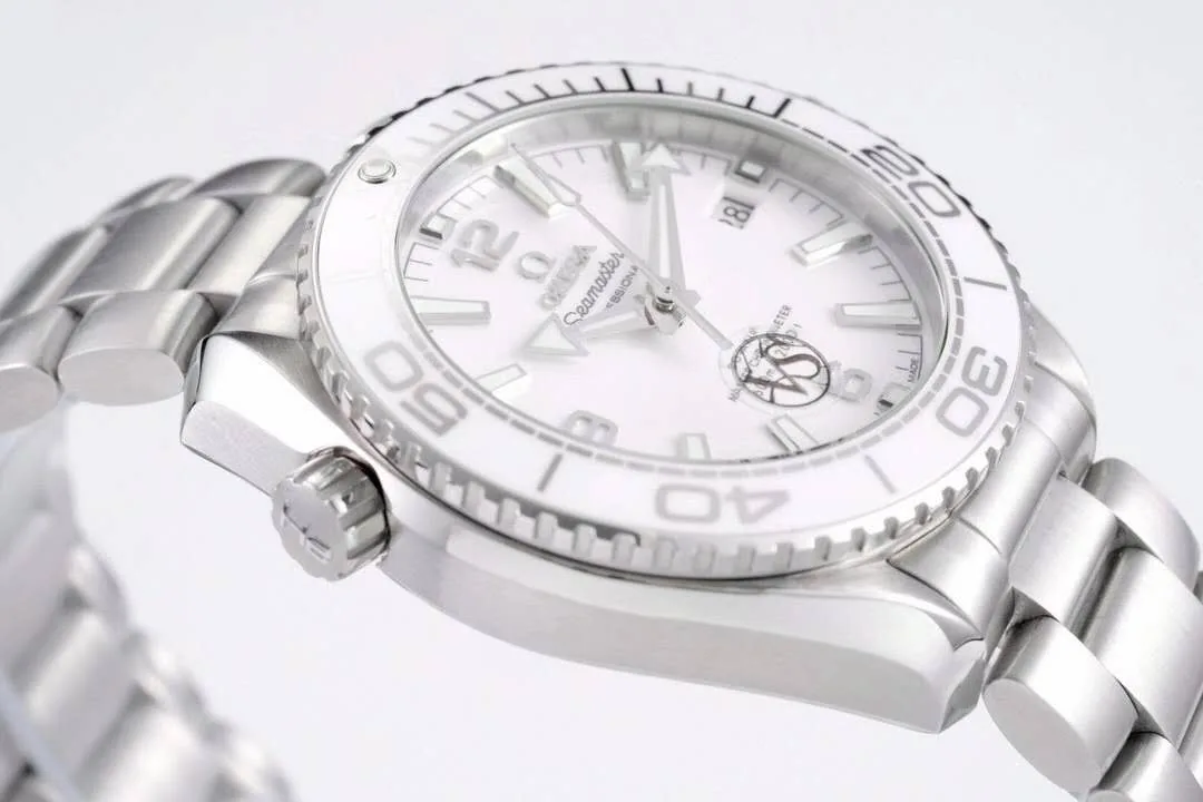 Seamaster Planet Ocean 600M Co-Axial Master Chronometer esfera blanca 39.5mm con brazalete - Imagen 6