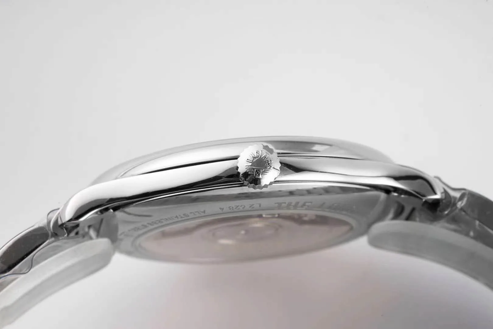 Master Collection weißes Zifferblatt am Armband – Bild 9