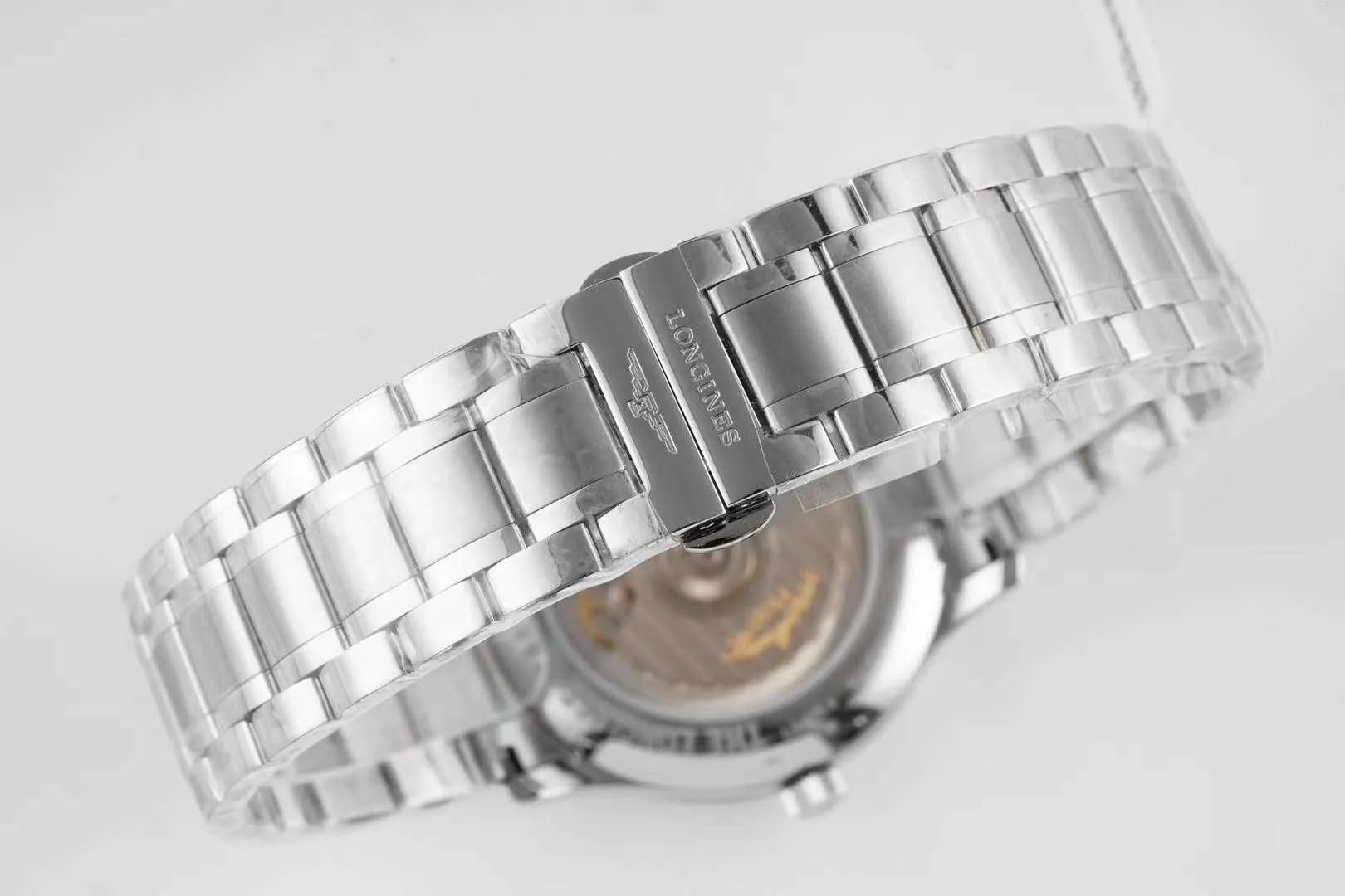 Master Collection weißes Zifferblatt am Armband – Bild 6