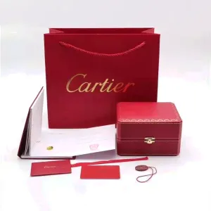 Boîte et papiers Cartier