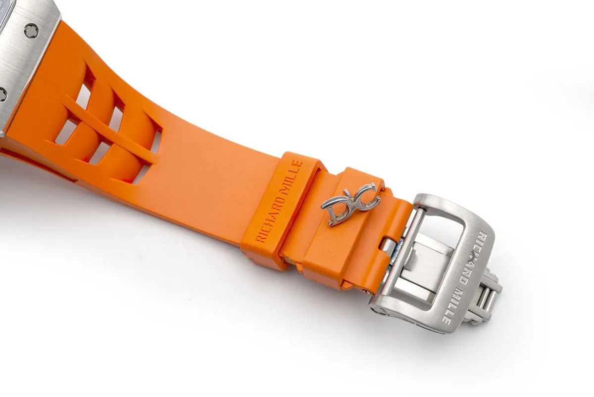 RM 011-03 Automatic Flyback Chronograph en titanio con caucho naranja - Imagen 5