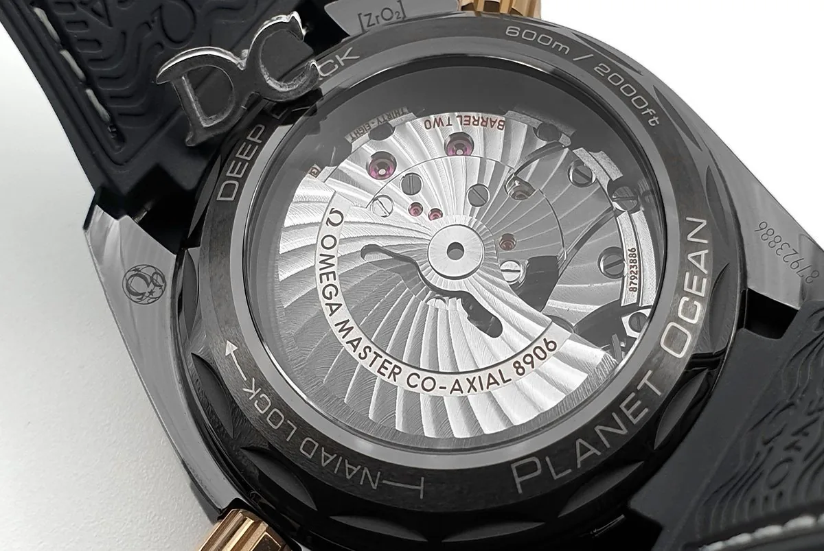 Seamaster Planet Ocean GMT “Deep Black” ceramica oro - immagine 8