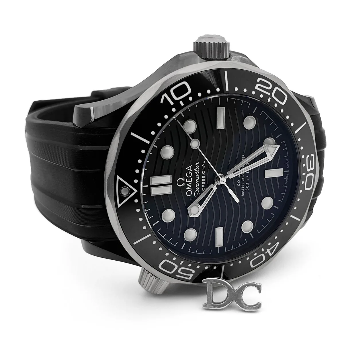 Seamaster Diver 300M Co-Axial Master Chronometer cadran noir 43.5mm sur bracelet en caoutchouc noir – Image 4