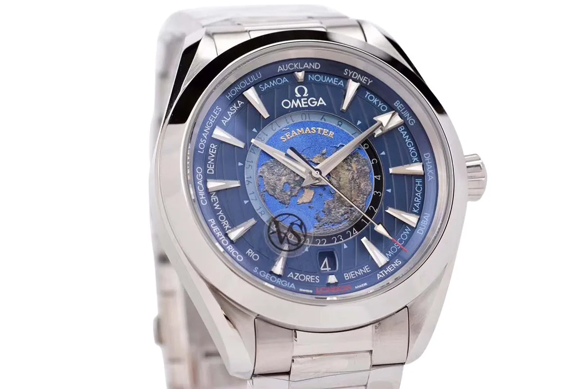 Seamaster Aqua Terra Worldtimer Master Chronometer quadrante blu su bracciale - immagine 4