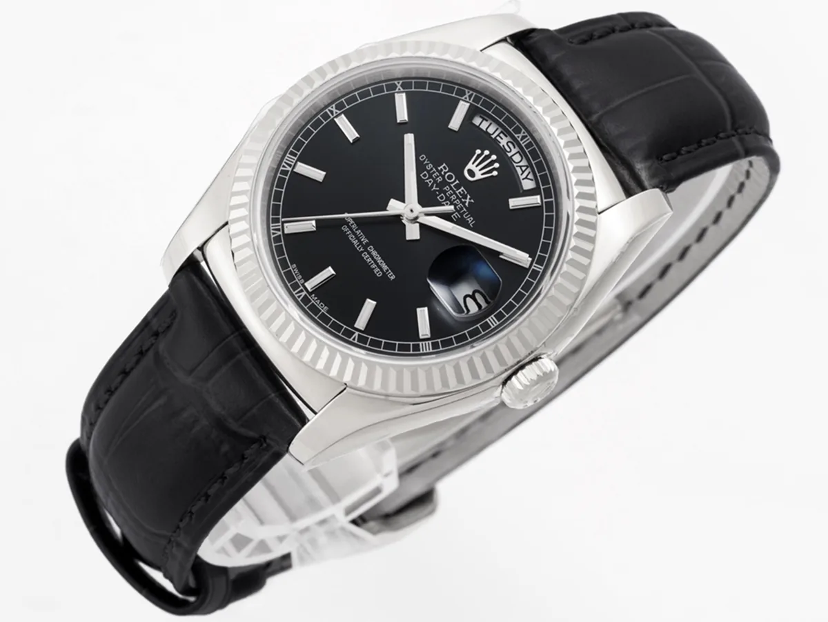 Day-Date 40 schwarzes Zifferblatt in Weißgold am Lederarmband – Bild 3