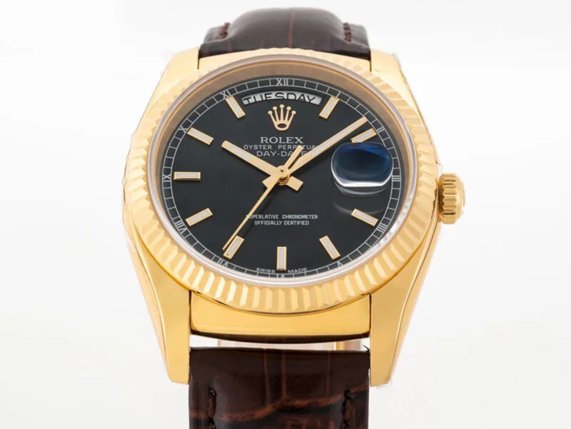 Day-Date 40 schwarzes Zifferblatt in Gelbgold am Lederarmband – Bild 7