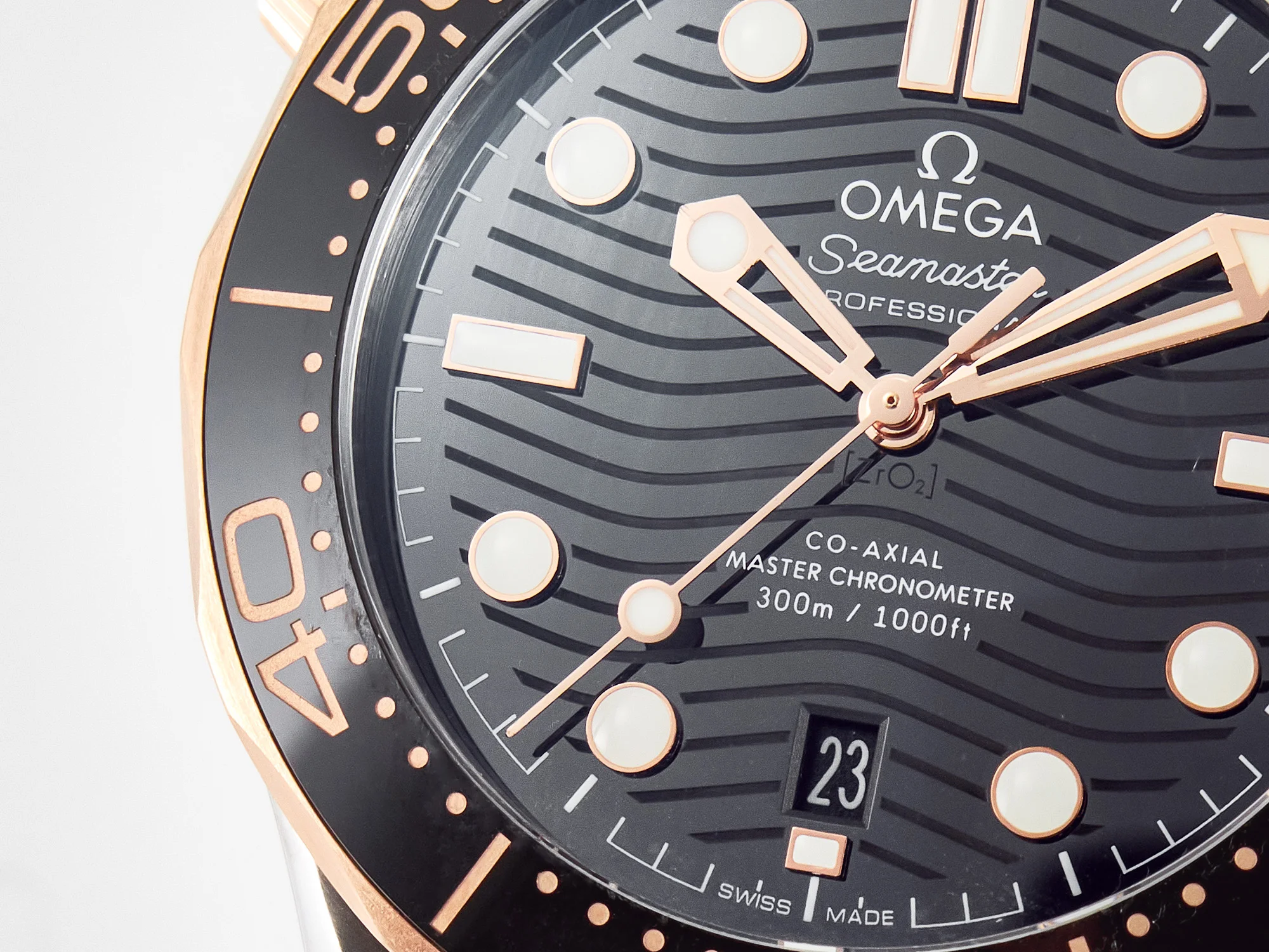 2018 Seamaster Diver 300M SS/RG VSF 1:1 Best Edition RG Bezel Black Dial on SS/RG Bracelet A8800
