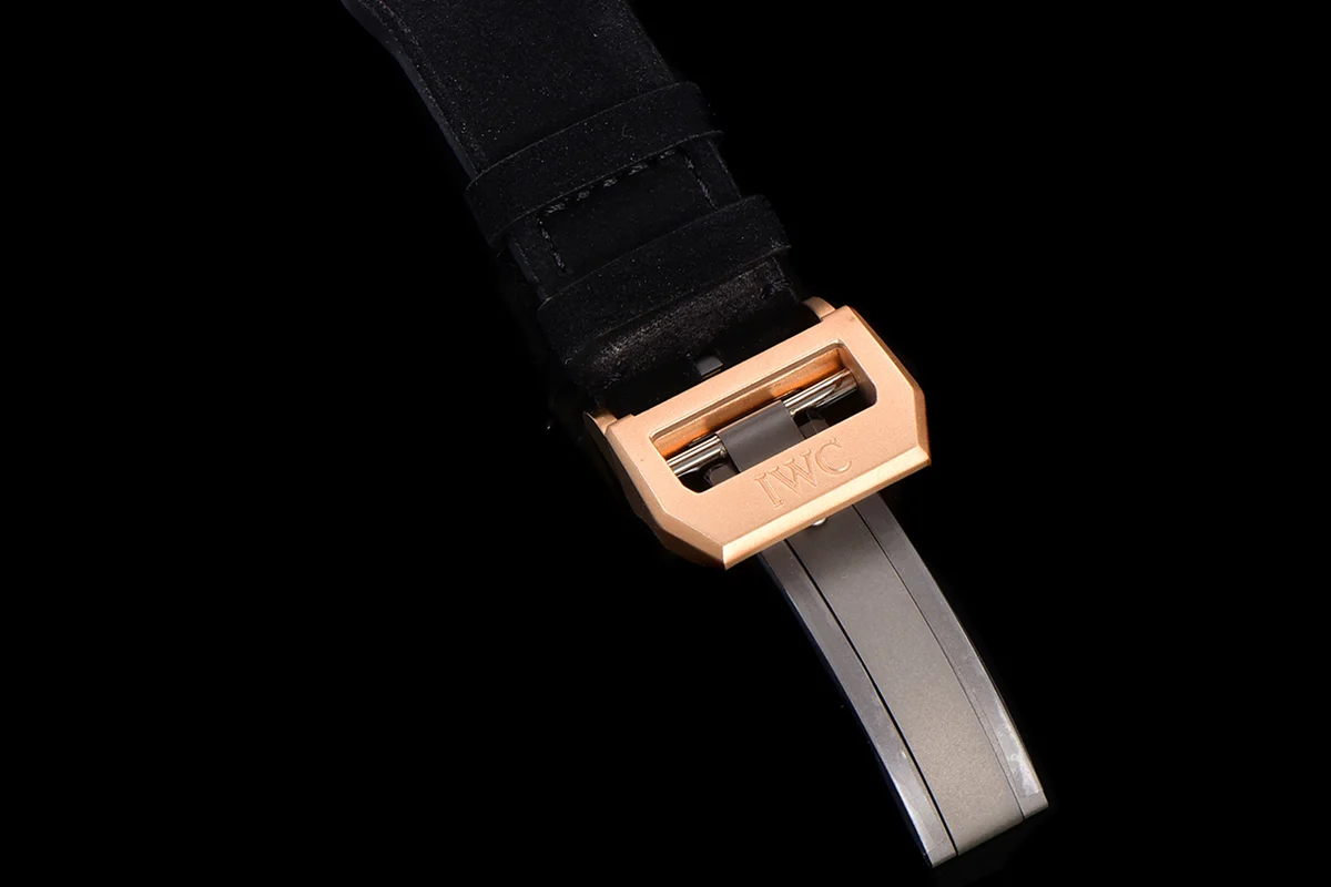 Big Pilot’s Watch 43 Edition IW329703 “Mr Porter”