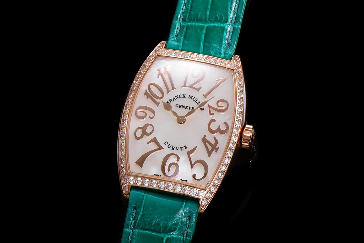 Cintree Curve MOP Dial in Rose Gold on Green Leather Strap