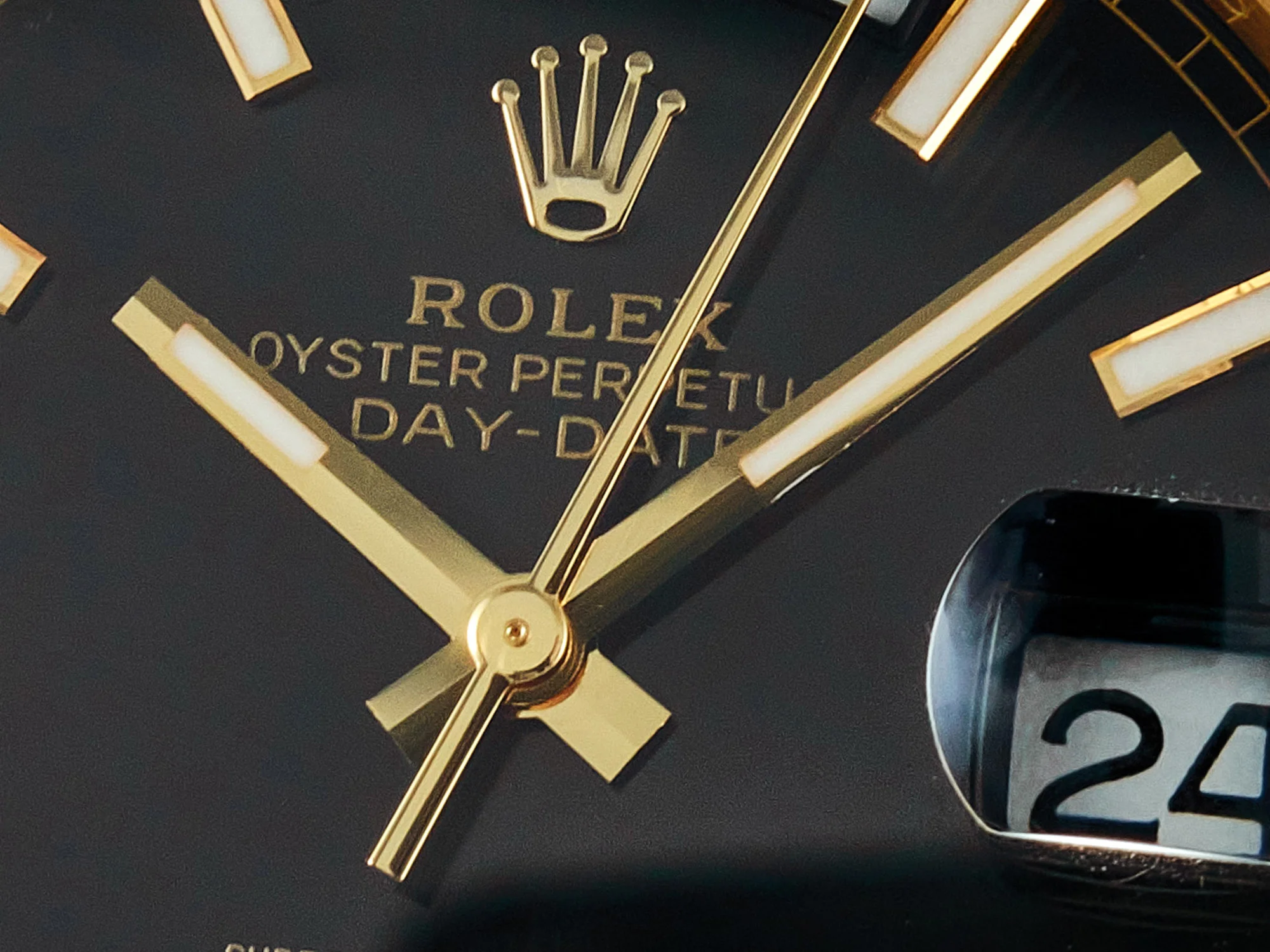 Day Date 40 228238 ARF 904L Steel Black Stick Dial on President Bracelet VR3255