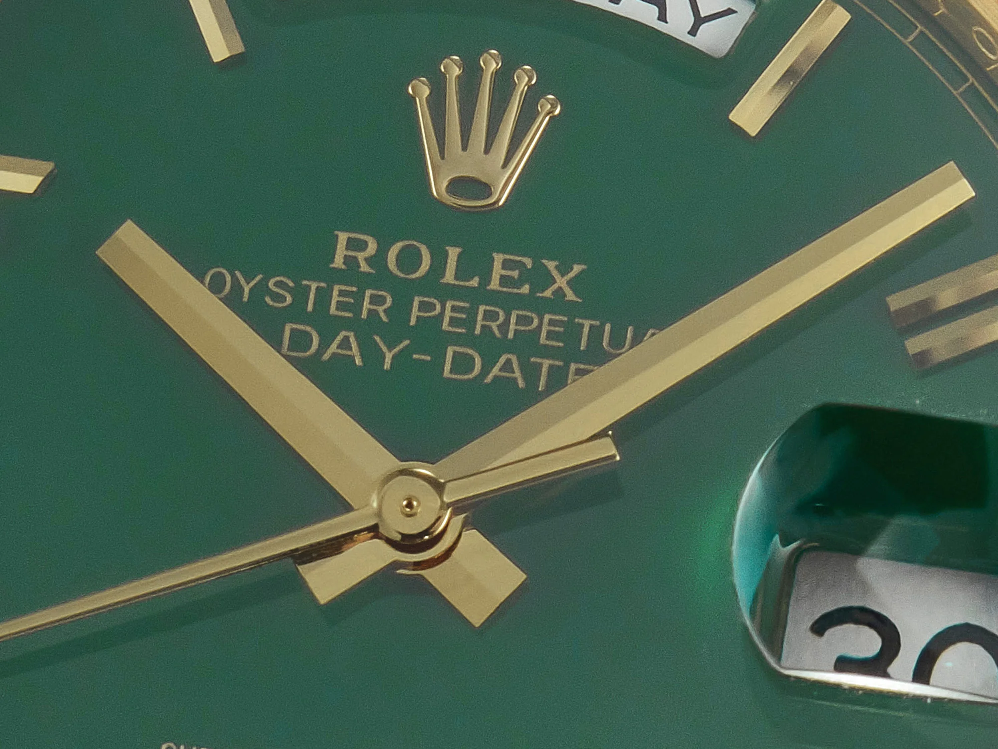 Day Date 40 YG 228238 ARF 1:1 Best Edition Green Roman Dial on President Bracelet VR3255