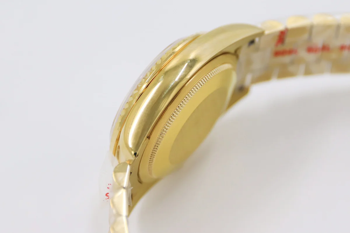 Daydate 36 128238 Malachite Diamond Marker Dial in Yellow Gold