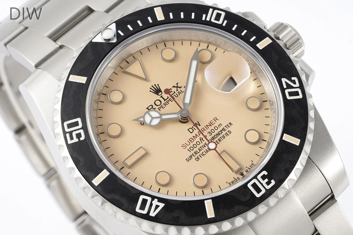 DIW Submariner Dune Creme Dial