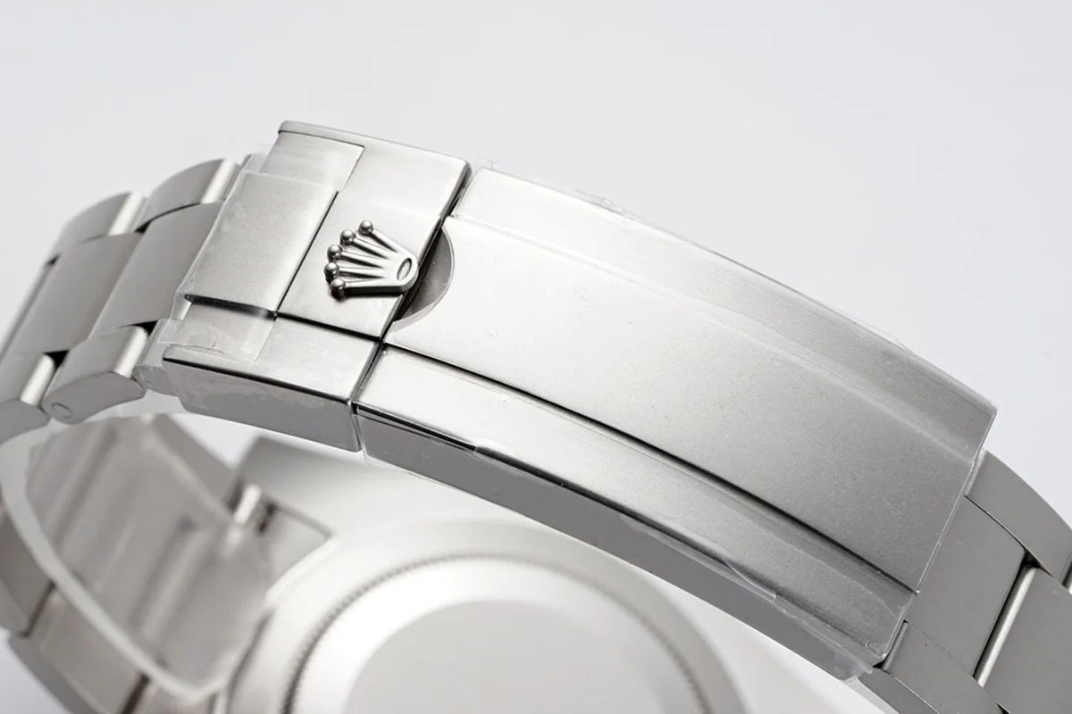 DIW Submariner Dune Creme Dial