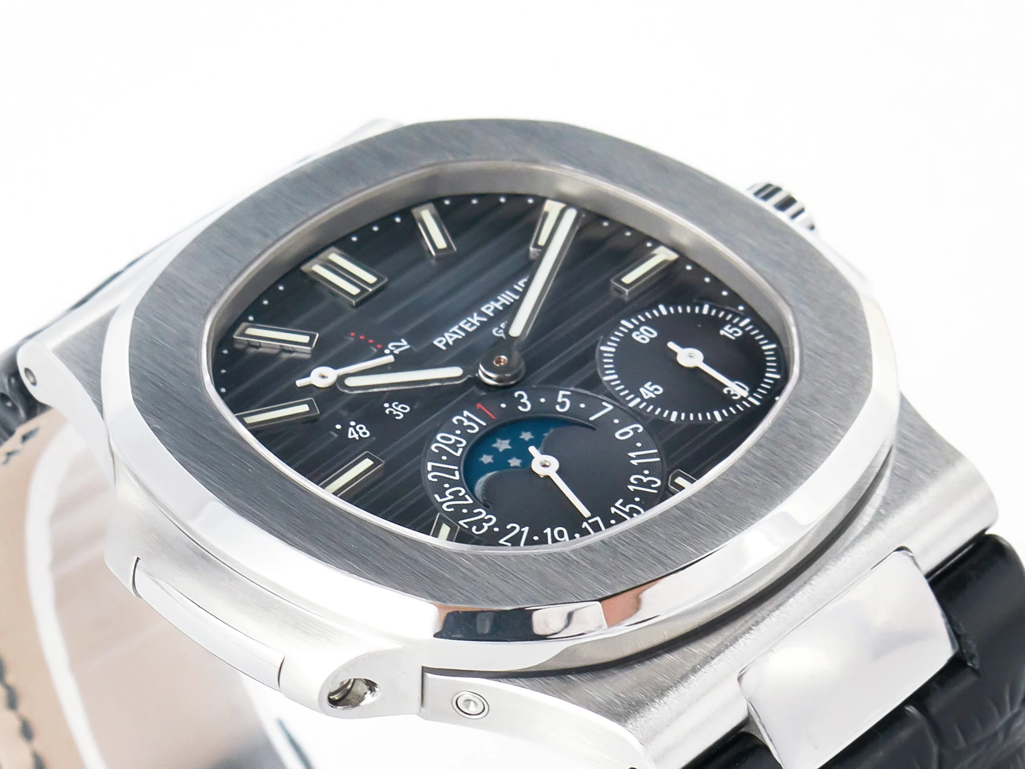 Nautilus 5712 SS PPF 1:1 Best Edition Blue Dial on Black Leather Strap A240 Super Clone V2
