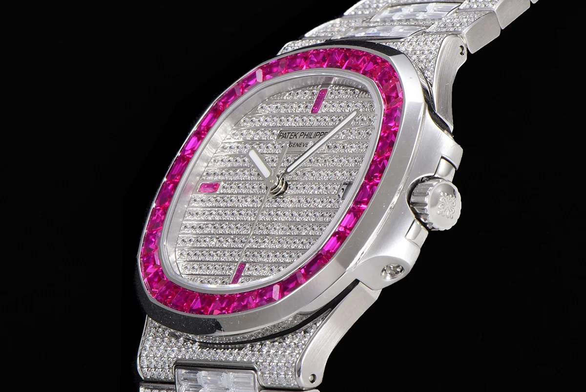 Nautilus Jumbo 5711 Diamond Dial with Pink Diamond Bezel in Paved Diamonds