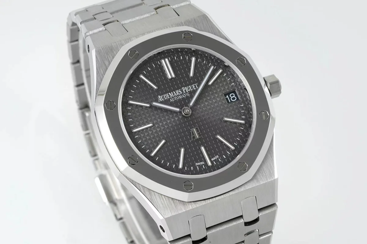 Royal Oak 15202 Grey Dial in Steel