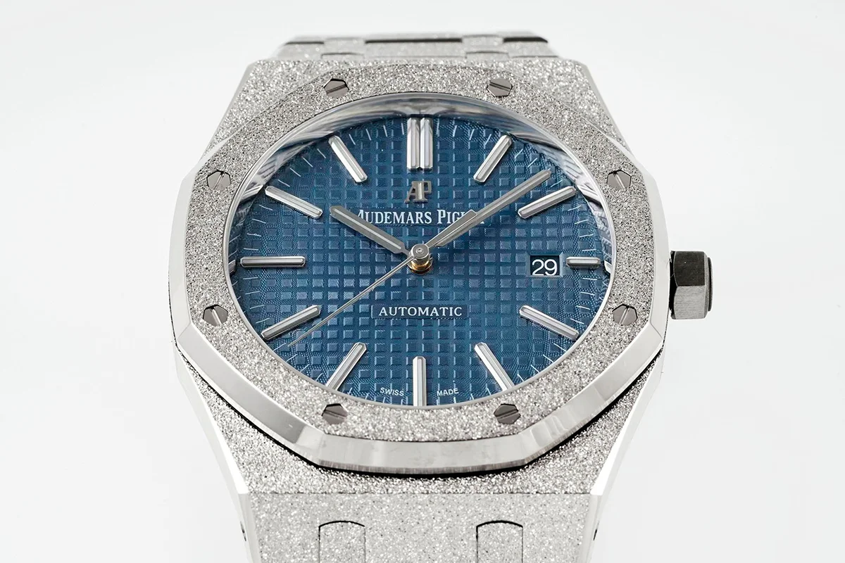 Royal Oak 15450ST 37mm Blue Dial in Frosted Gold