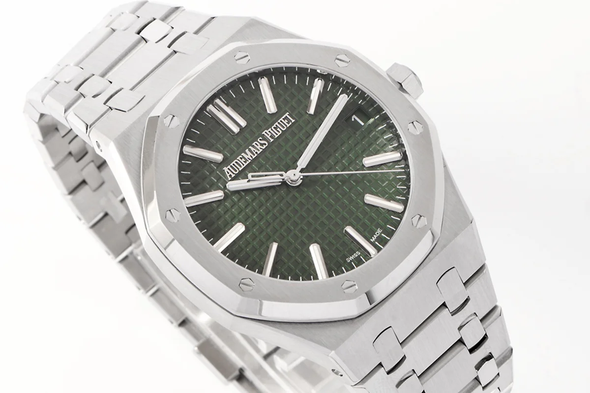 Royal Oak 15510 Green Dial 50th Anniversary”