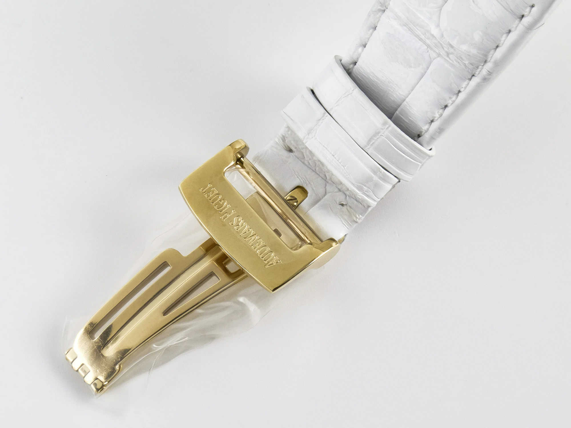 Royal Oak Ladies 33mm YG DRF Best Edition MOP Dial Diamonds Bezel on White Rubber Strap ETA Quartz