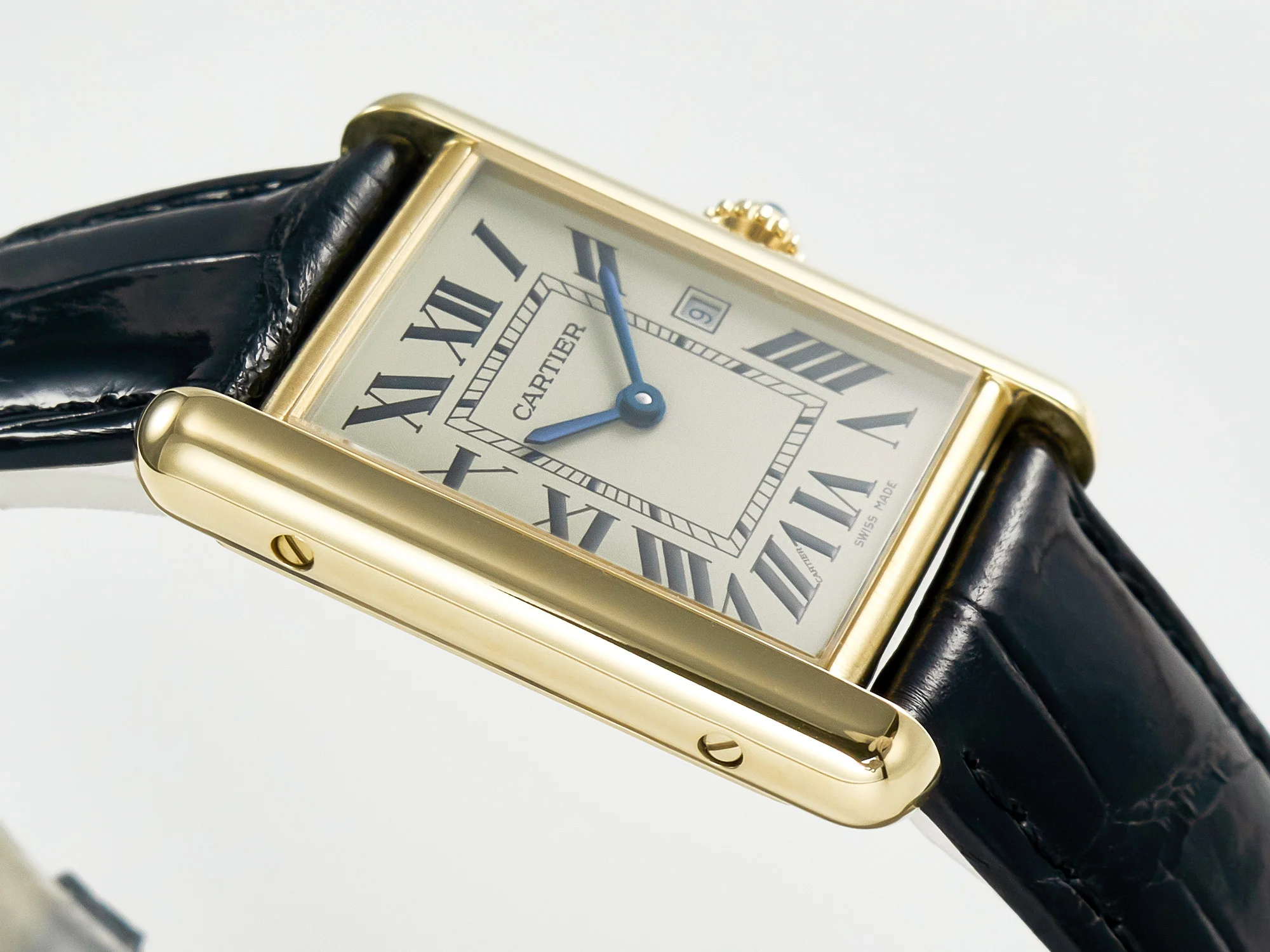 Tank Must Large YG 33.7mm DRF 1:1 Best Edition YG Dial on Black Leather Strap Swiss Quartz