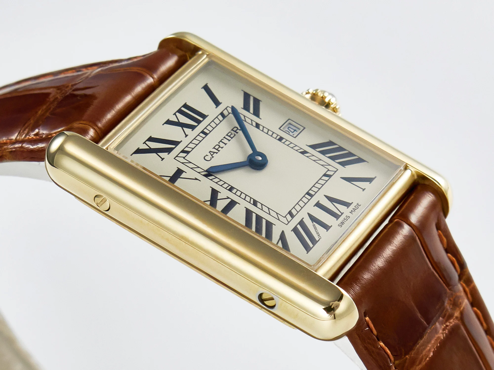Tank Must Large YG 33.7mm DRF 1:1 Best Edition YG Dial on Brown Leather Strap Swiss Quartz